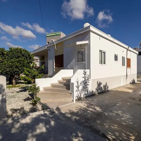 In The Heart Of The * Paphos